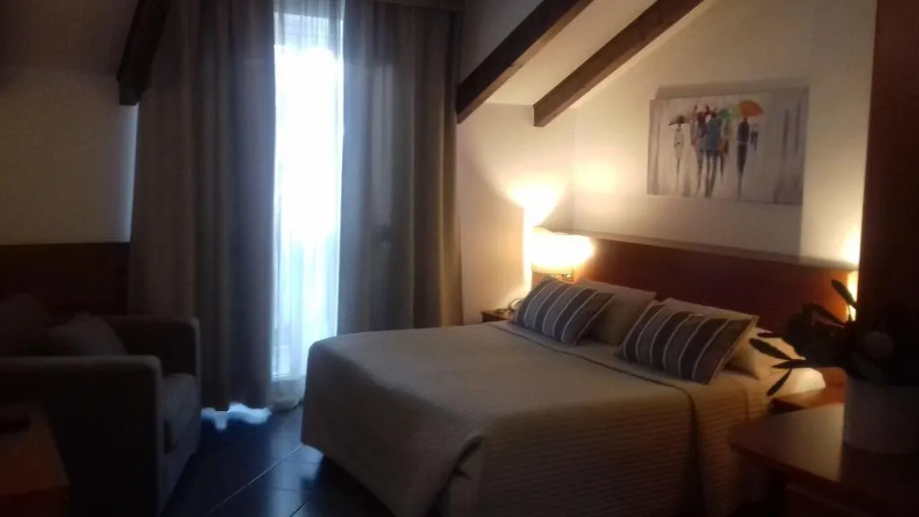 Room, Bert Hotel, Milan