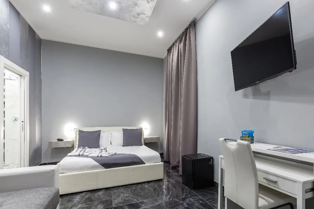 DOUBLE STANDARD Room, Hotel Palace Napoli, Naples