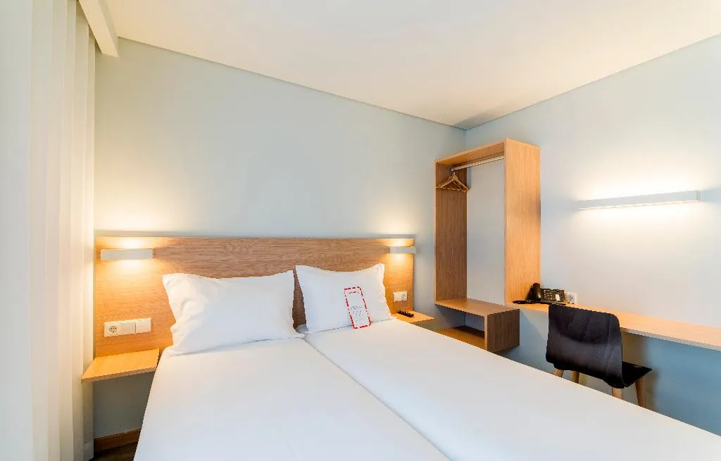 TWIN STANDARD Room, Moov Hotel Porto Norte, Porto