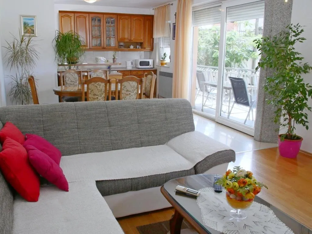 APARTMENT CAPACITY 6 Room, LUX apartments Ante, Split