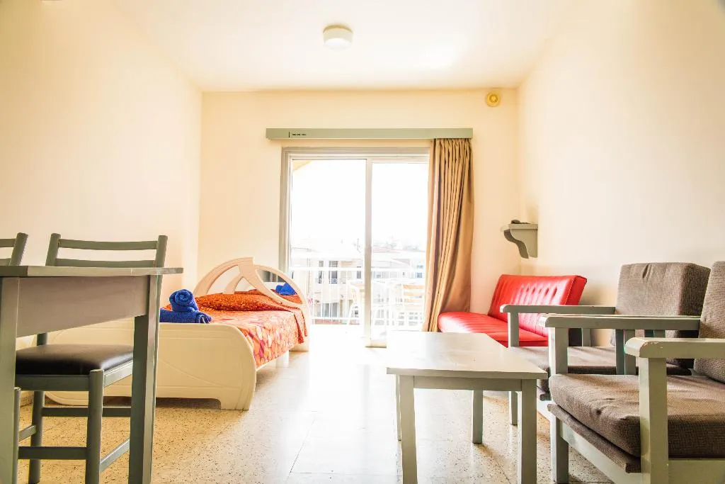 APARTMENT CAPACITY 3 Room, Efi Hotel, Cyprus