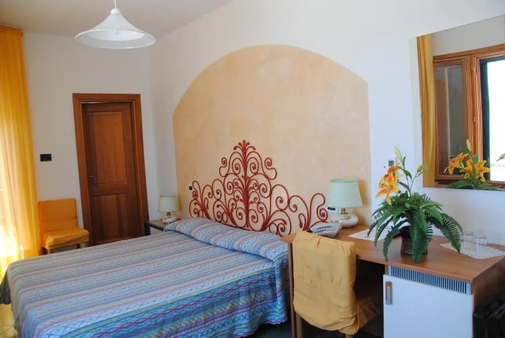 Room, Hotel Ristorante Silvestrino, Cagliari