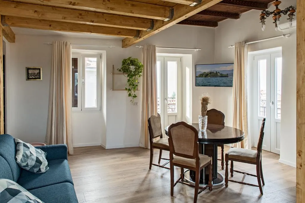 APARTMENT ONE BEDROOM WITH AIR CONDITIONING Room, Stresa Complex Levoasi, Milan