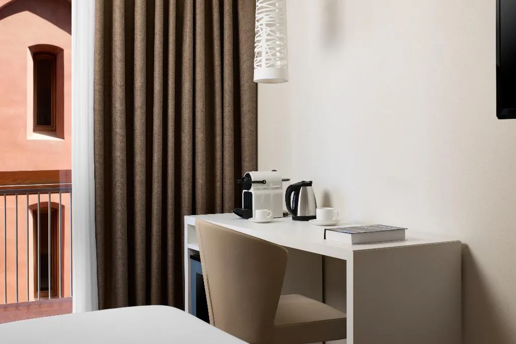 DOUBLE STANDARD Room, NH Castellón Mindoro, Valencia
