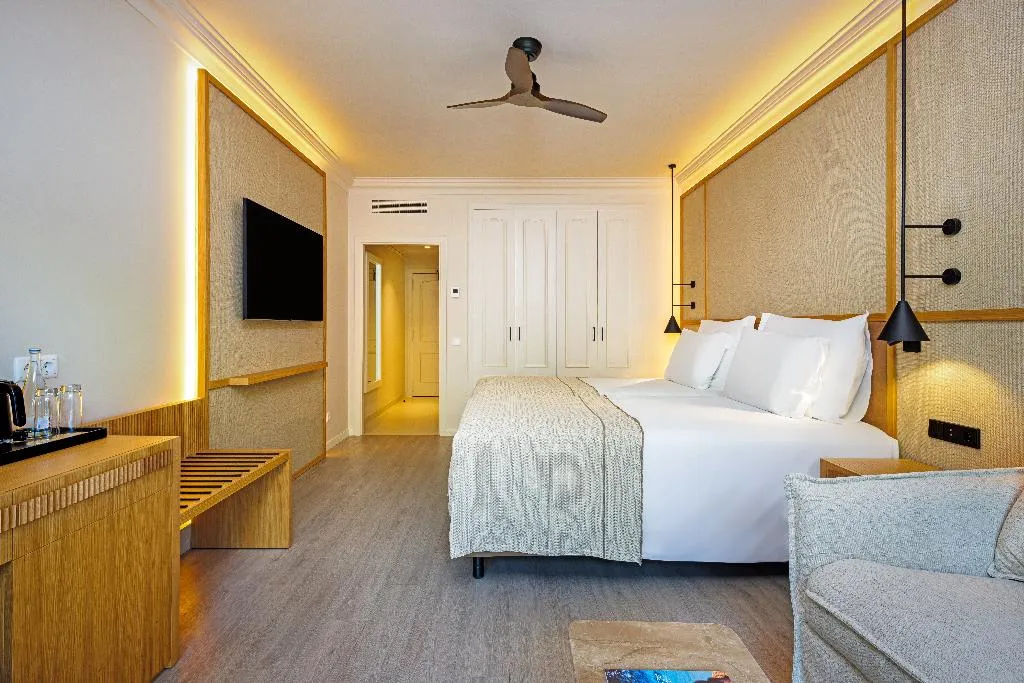 Double or Twin PARTIAL OCEAN VIEW Room, PortoBay Blue Ocean, Algarve