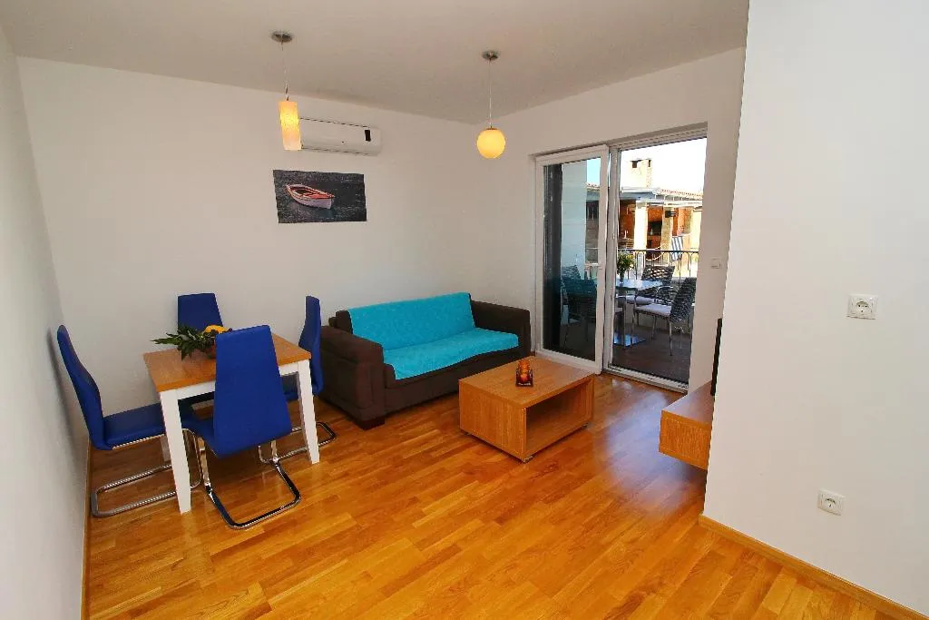 APARTMENT SEA VIEW WITH TERRACE Room, Apartments Kula, Dubrovnik