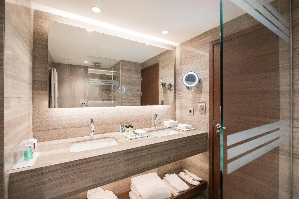 SUITE WITH TERRACE Room, InterContinental Lisbon, Lisbon