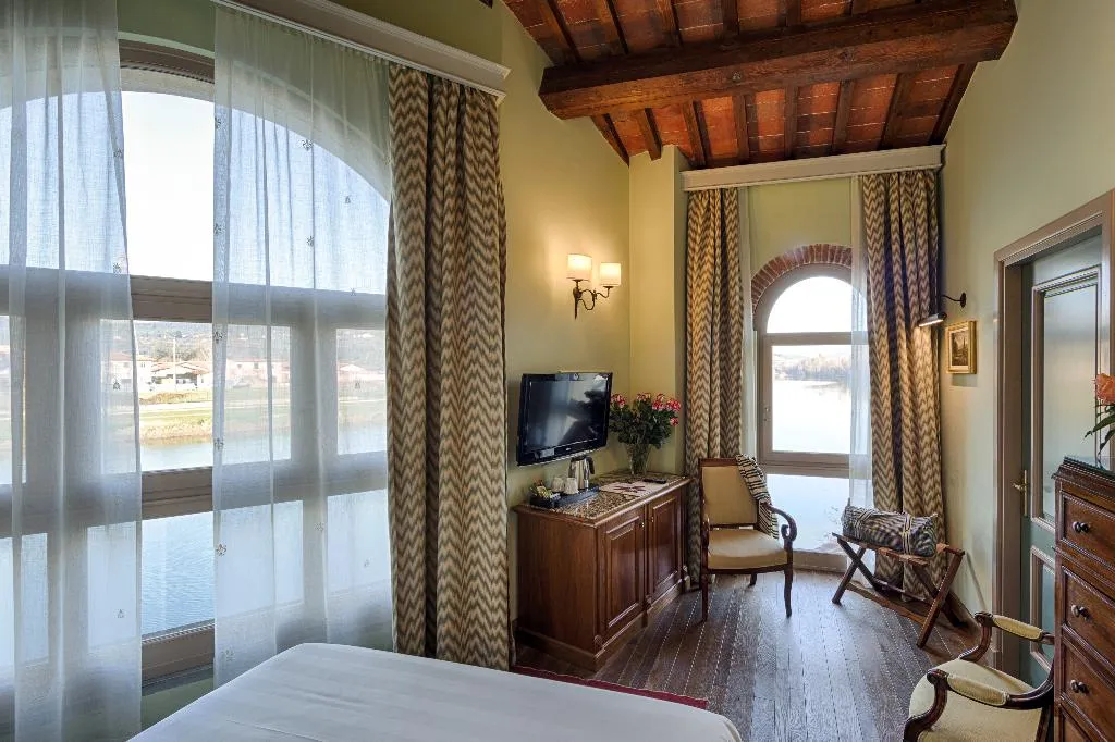DOUBLE SUPERIOR Room, Hotel Mulino di Firenze, WorldHotels Crafted, Florence