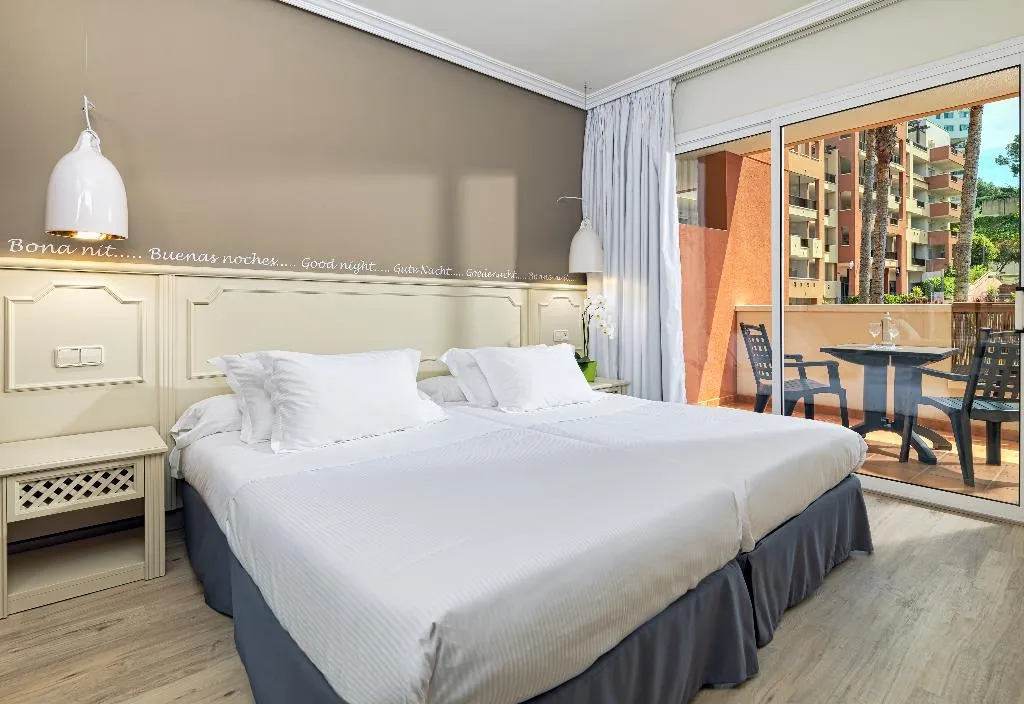 APARTMENT ONE BEDROOM Room, H10 Mediterranean Village, Costa Dorada