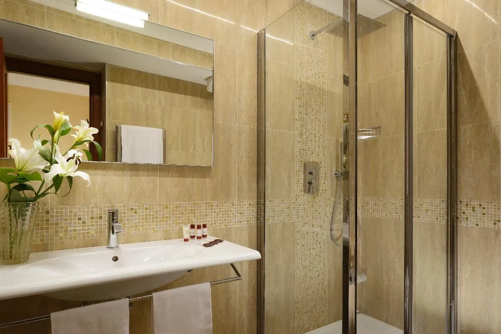SINGLE STANDARD Room, Comfort Hotel Bolivar, Rome