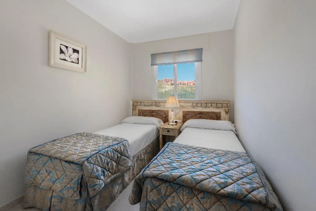 VILLA TWO BEDROOMS Room, Colina del Paraiso, Costa Del Sol
