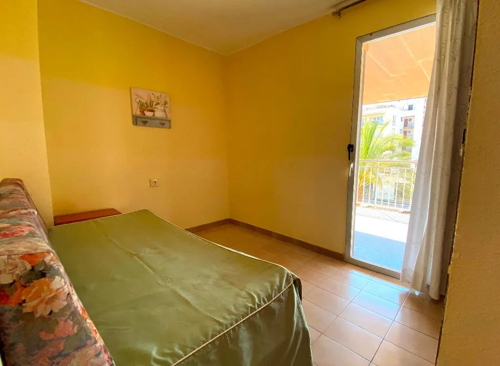 Room, Santa Rosa, Costa Dorada