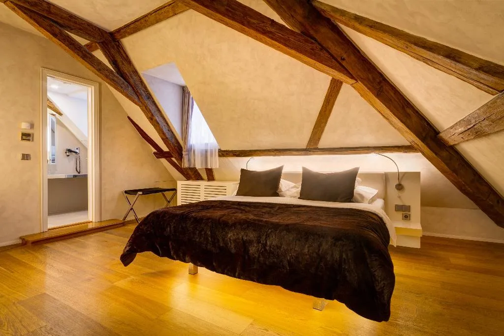 SUITE EXECUTIVE ONE BEDROOM Room, Three Storks Hotel, Prague