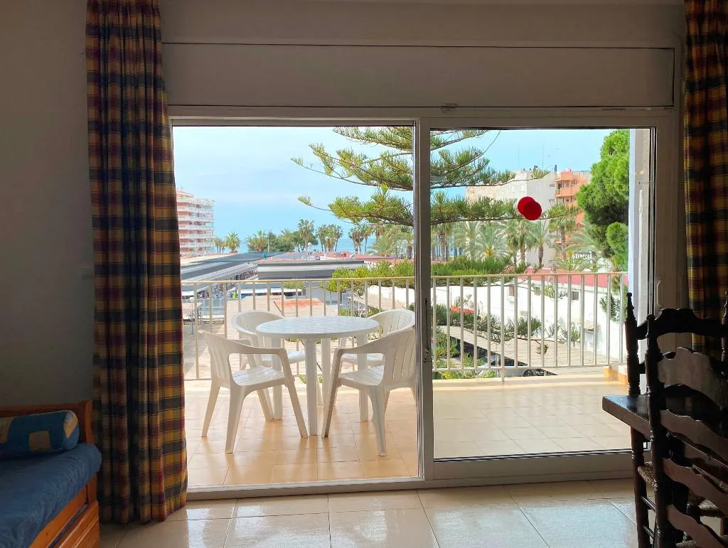 APARTMENT CAPACITY 6 Room, Hesperia, Costa Dorada