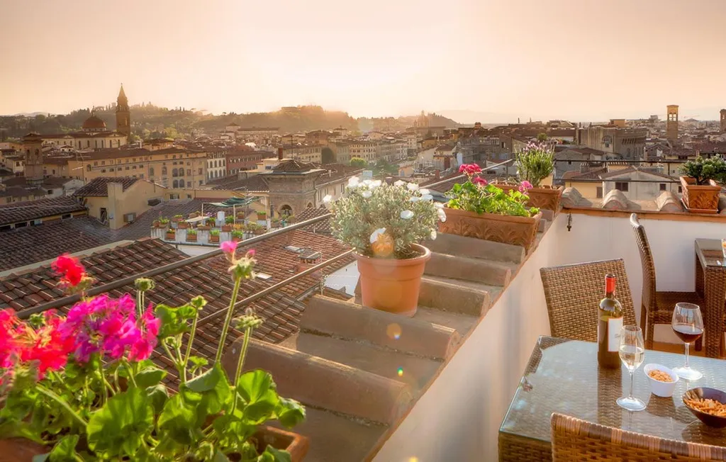 Terrace, Torre Guelfa Palazzo Acciaiuoli, Florence