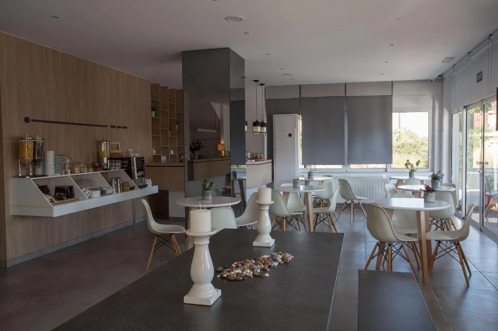 Room, Theofilos City Hotel, Crete