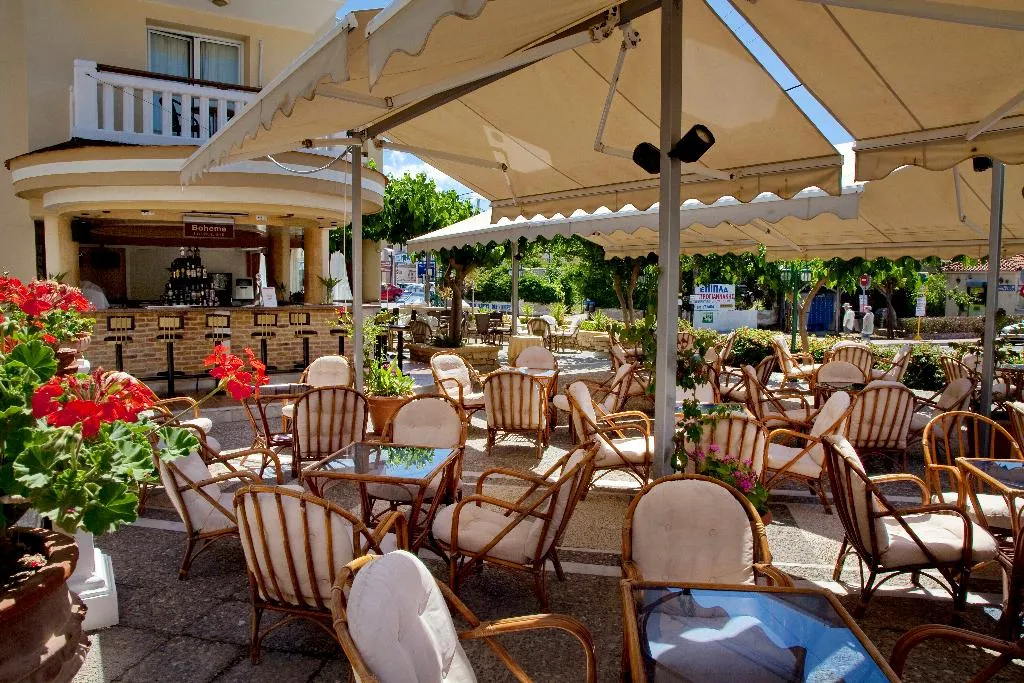 Bar, Jo An Beach, Crete