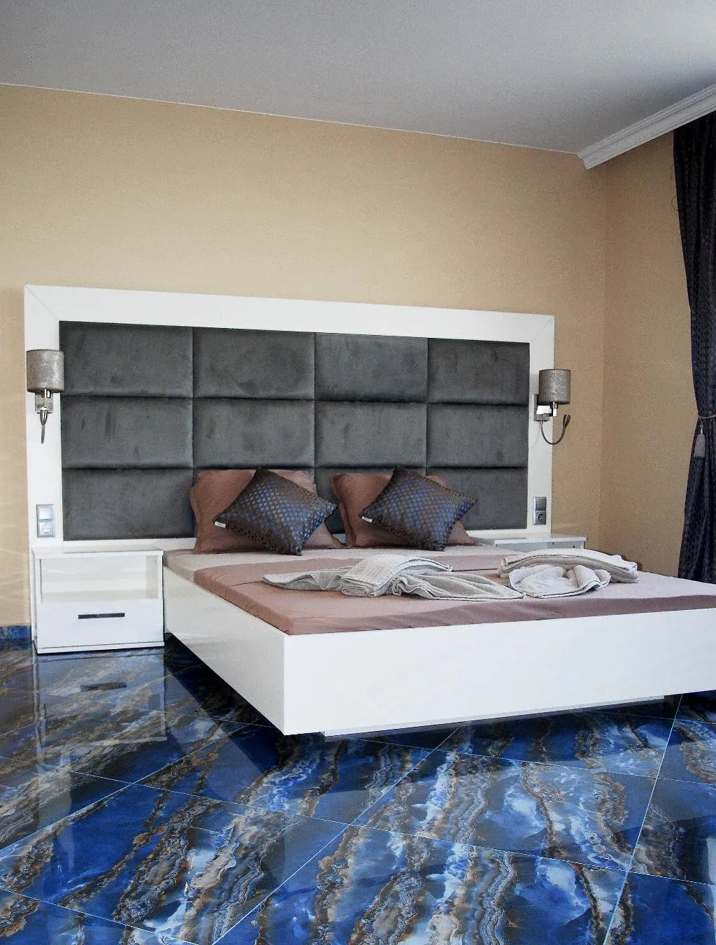 Room, Dune Boutique, Bourgas