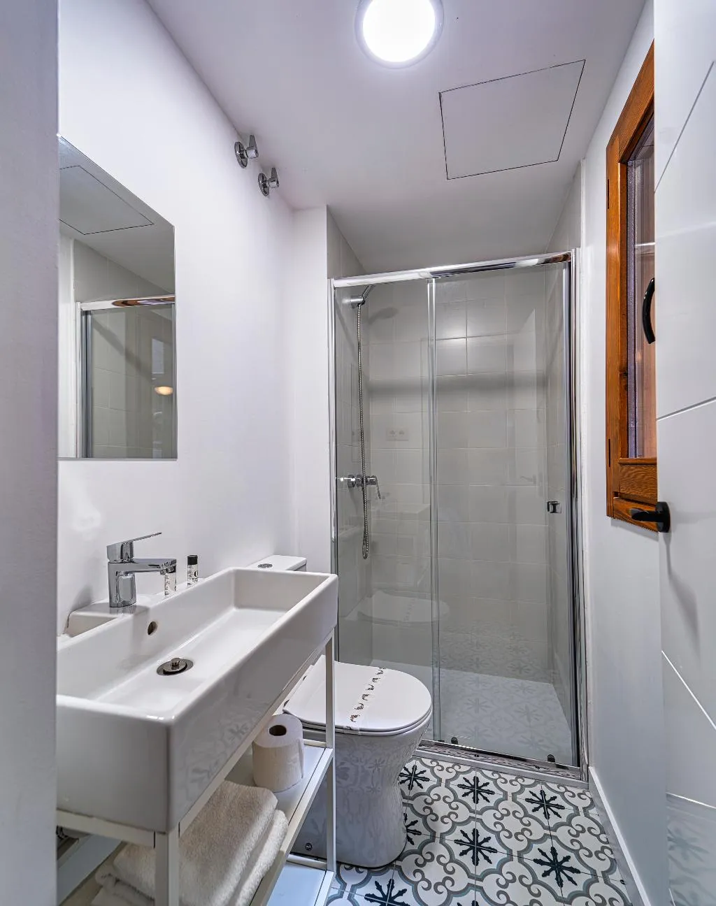 DOUBLE KING SIZE BED Room, Santa Rita Rita B&boutique, Madrid