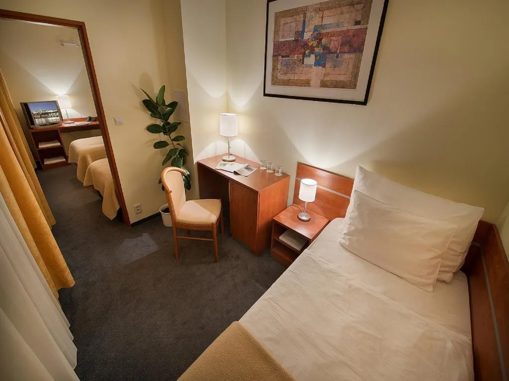 TRIPLE STANDARD Room, Rezidence Emmy, Prague