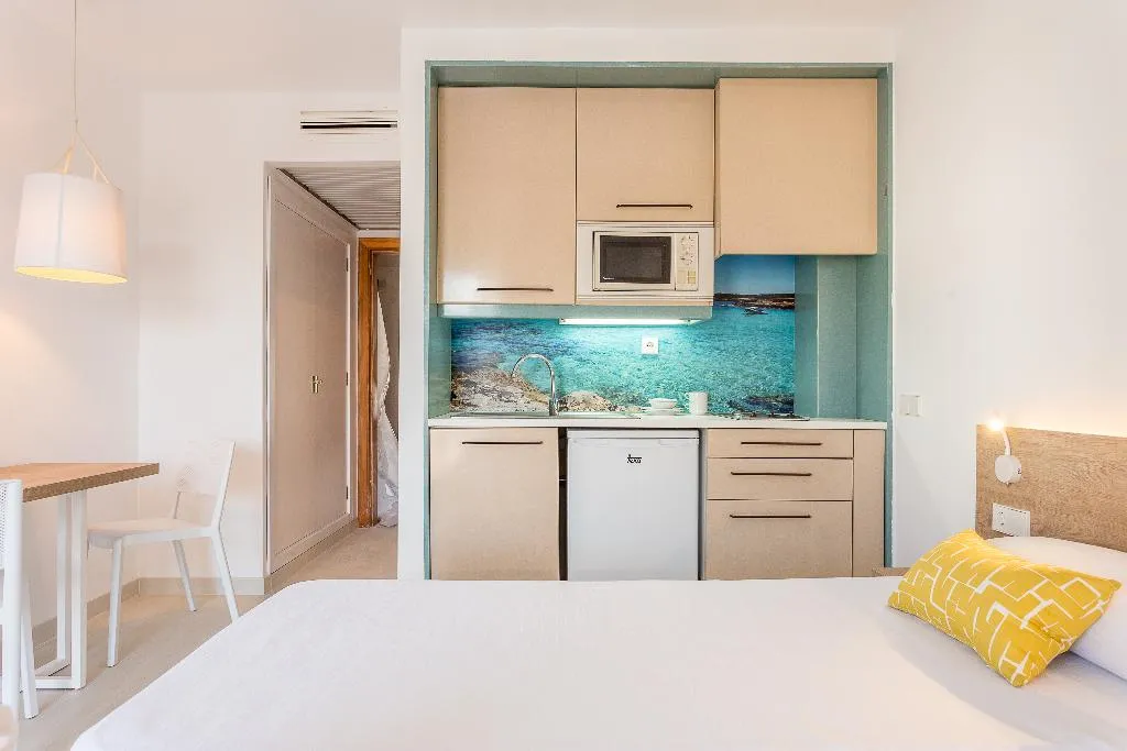 Room, Caprice Tamarindos Apartments, Majorca