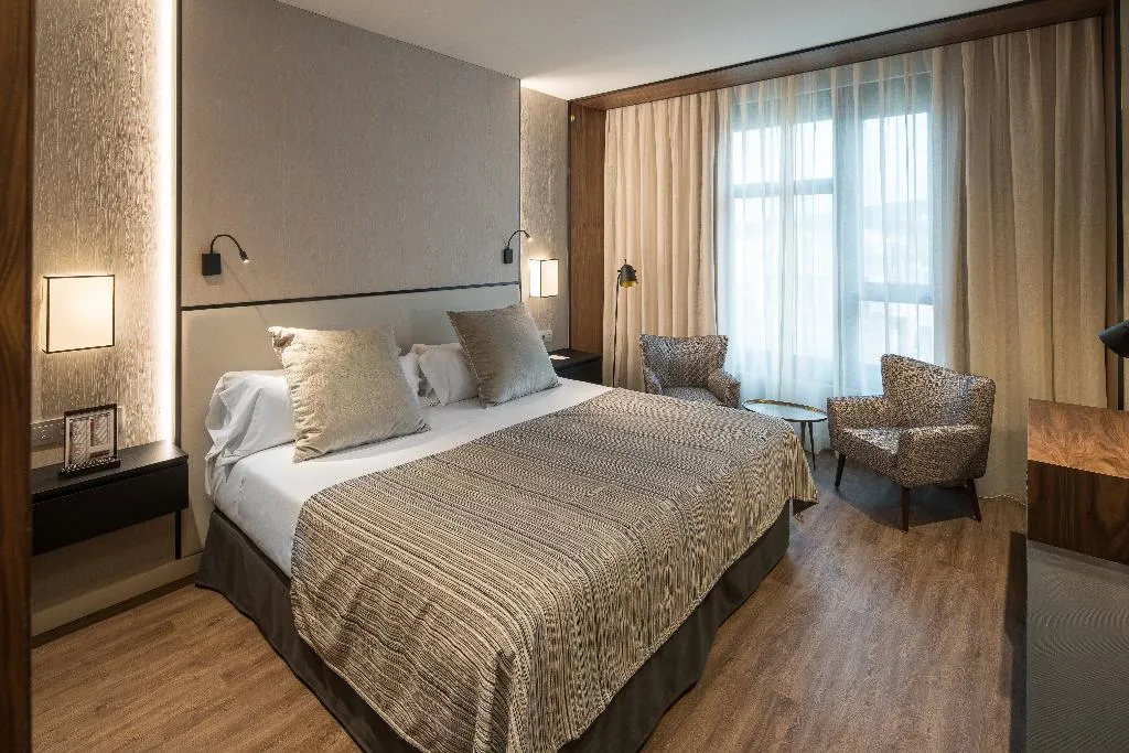 DOUBLE SINGLE USE PREMIUM Room, Catalonia Barcelona Plaza, Barcelona