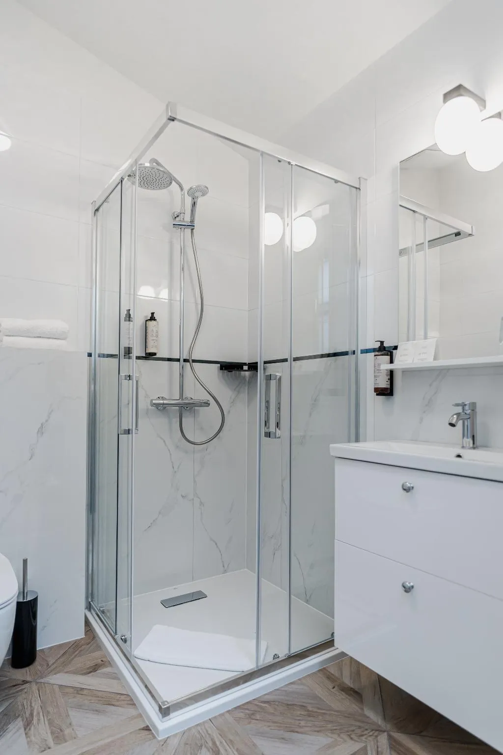 APARTMENT DELUXE Room, N33 Premium Apartments Old Town - Destigo Hotels, Krakow