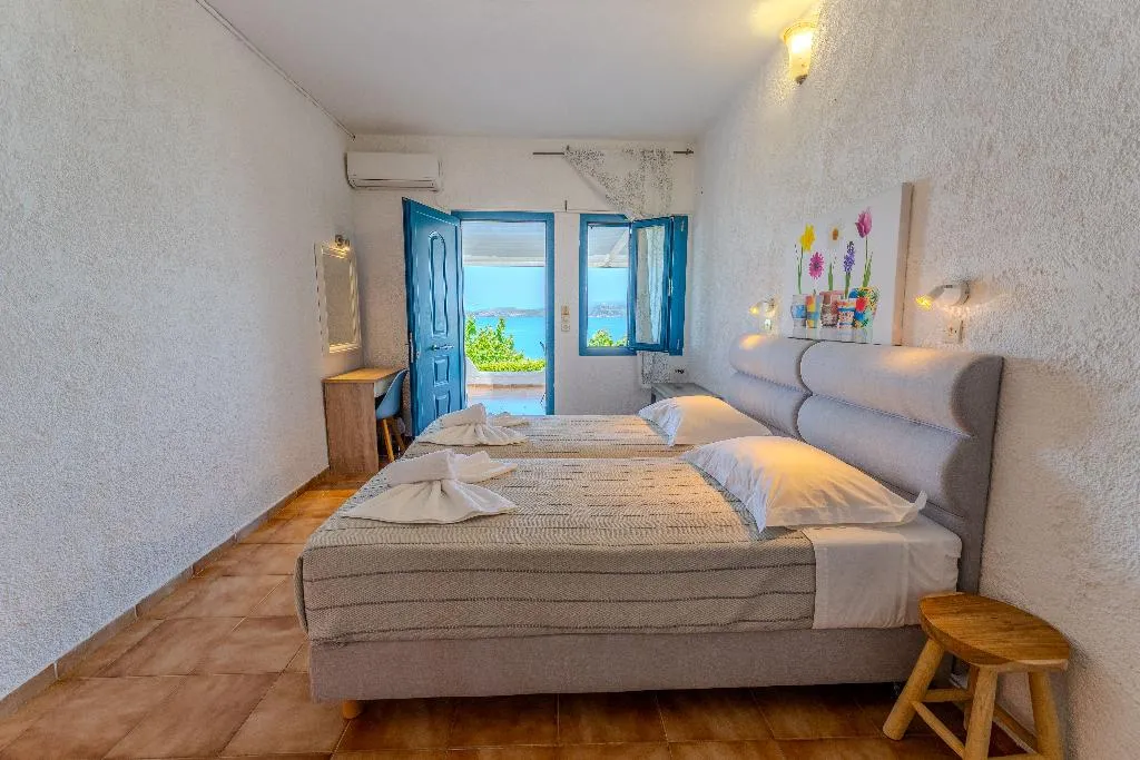 APARTMENT SEA VIEW Room, Metaxatos Apartments, Kefallinia