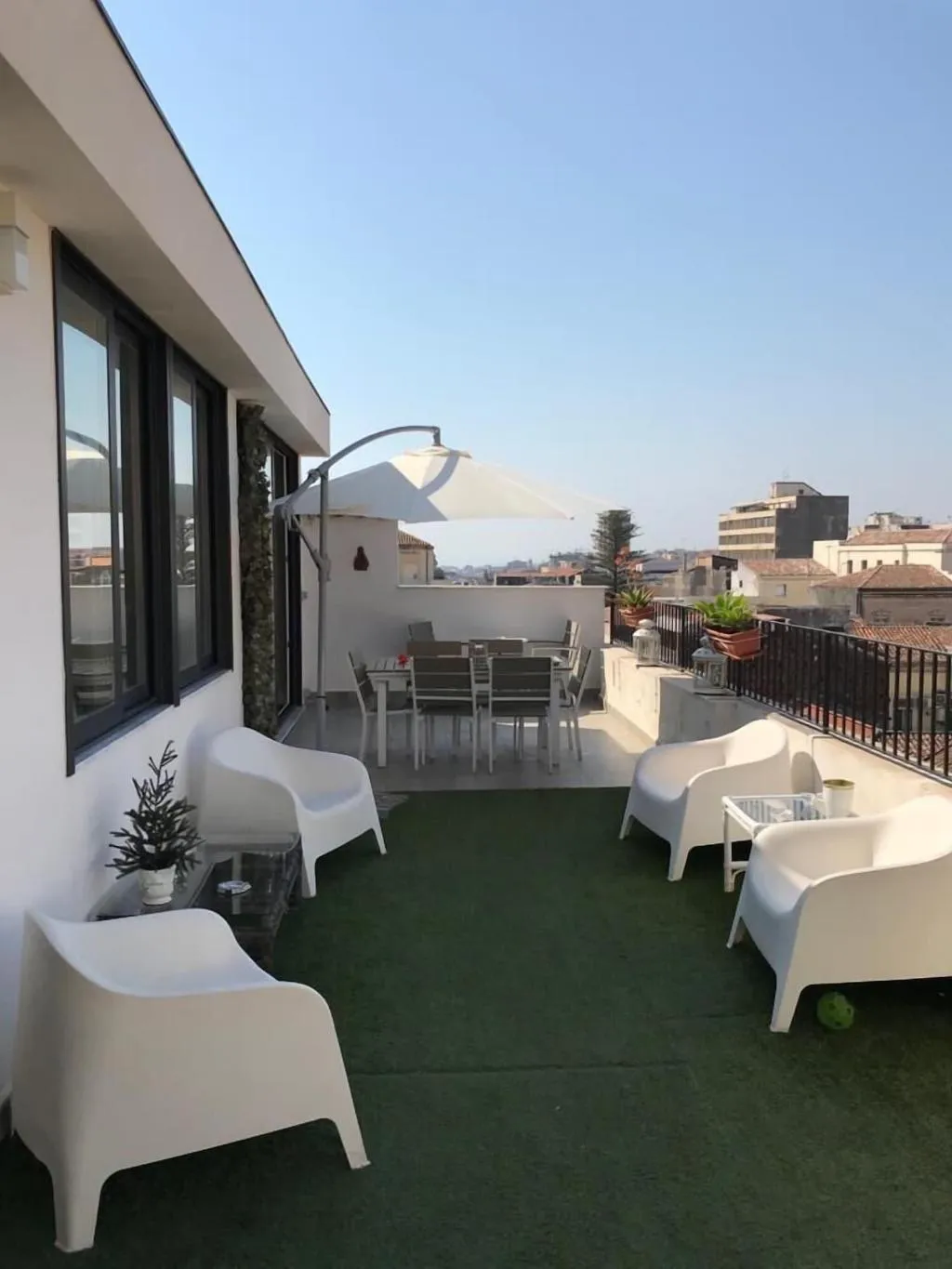 Room, Le 4 Leggende, Catania