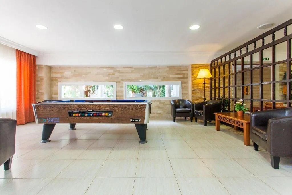 Sports and Entertainment, Apartamentos Ben Hur, Majorca