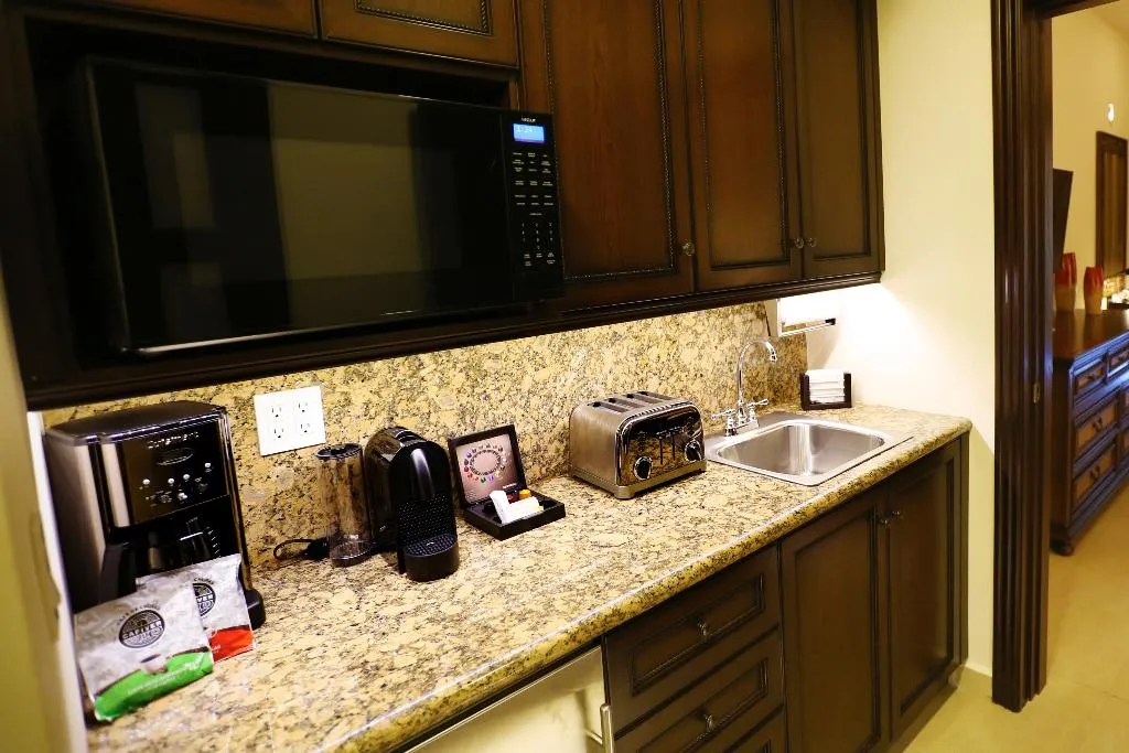 JUNIOR SUITE STANDARD Room, Holiday Inn Club Vacations Grand Residences All In, Cancun Area