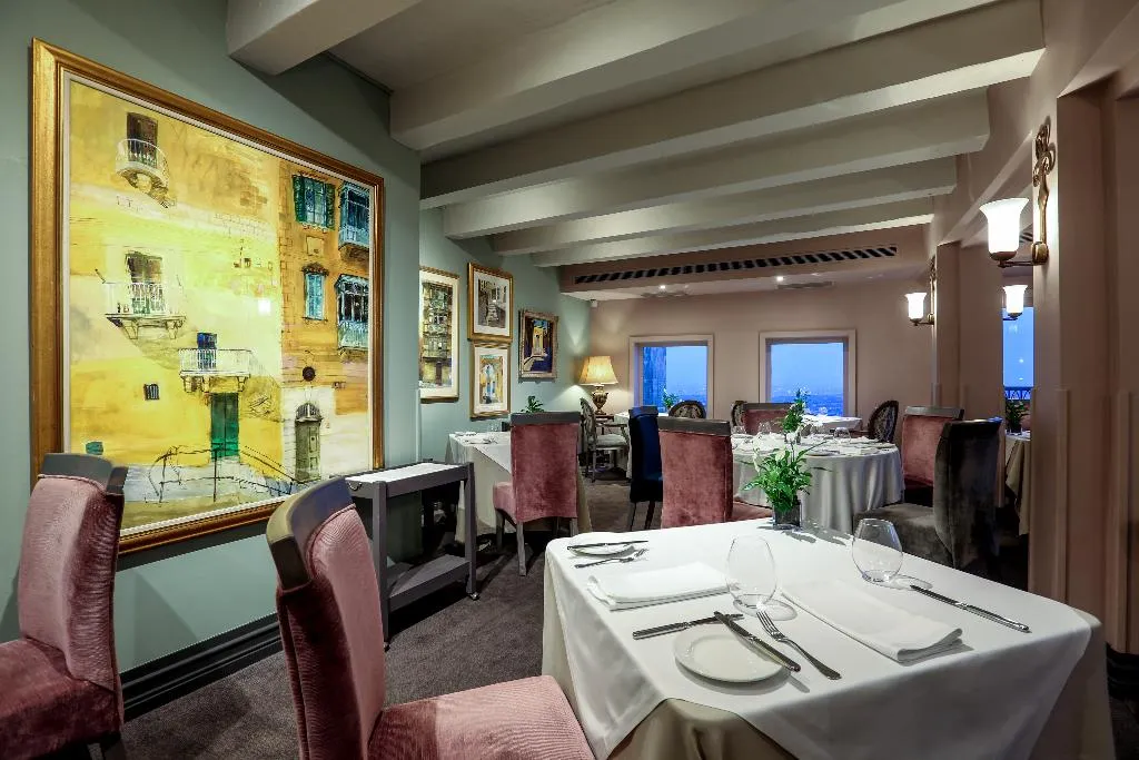 Restaurant, The Xara Palace Relais and Chateaux, Malta