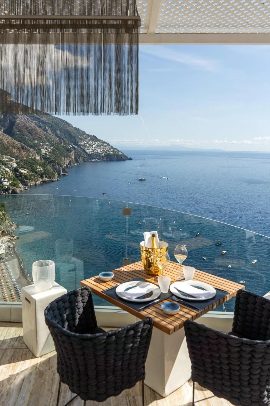 Sports and Entertainment, Villa Franca, Naples