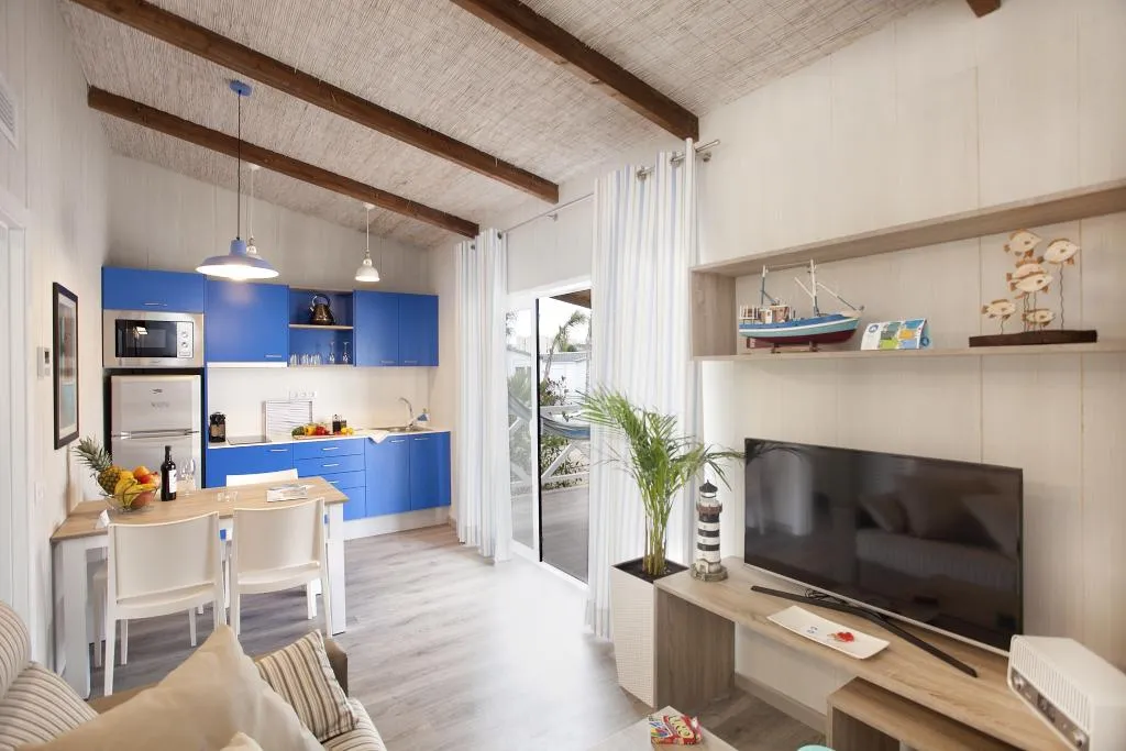 BUNGALOW SUPERIOR Room, La Siesta Salou Resort Camping, Costa Dorada