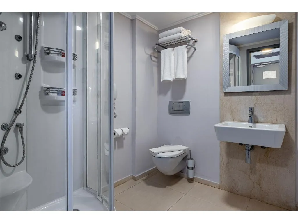 Room THREE BEDROOMS Room, Sisus Marina Çeşme, Izmir
