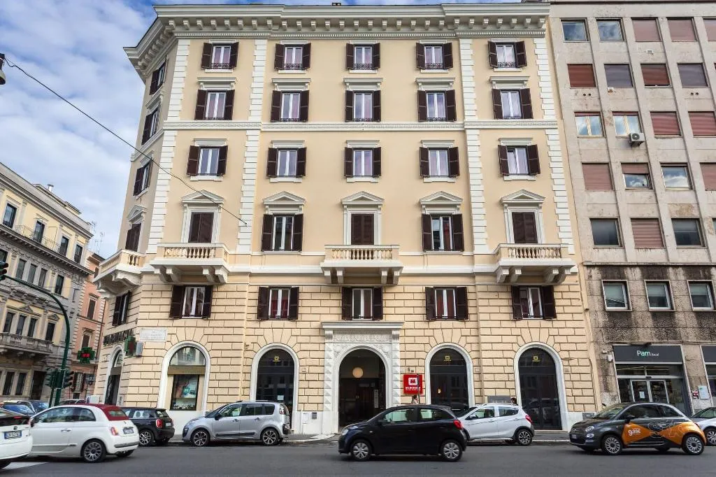 General view, Meininger Roma Termini, Naples