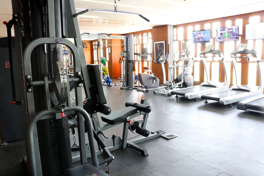 Sports and Entertainment, Hues Boutique, Dubai
