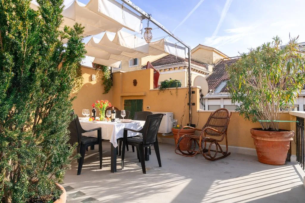 APARTMENT WITH TERRACE Room, Palazzo Sanluca, Venice
