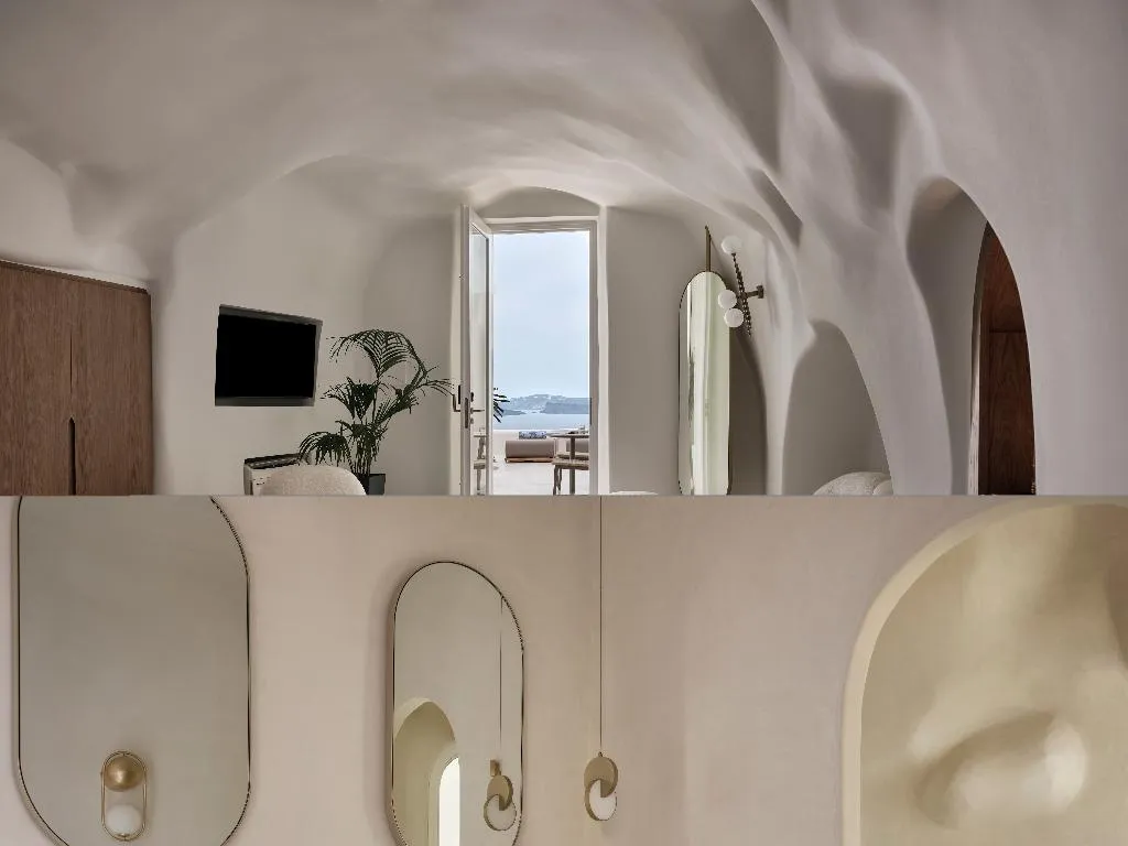 SUITE STANDARD Room, Andronis Boutique, Santorini