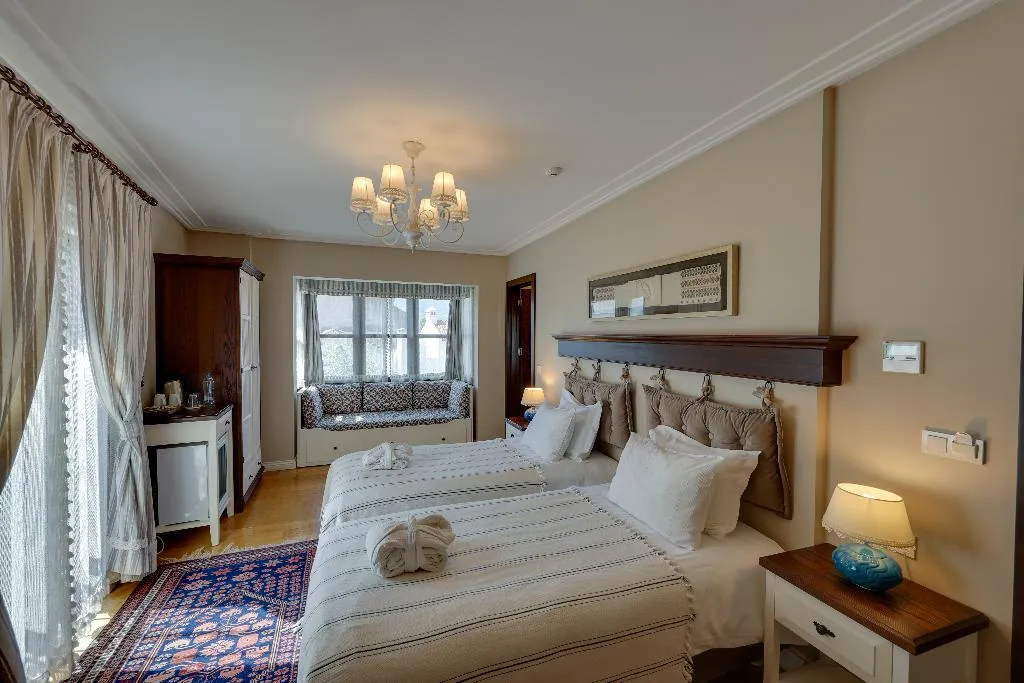 Double or Twin SUPERIOR WITH BALCONY Room, Akanthus Hotel Ephesus, Izmir