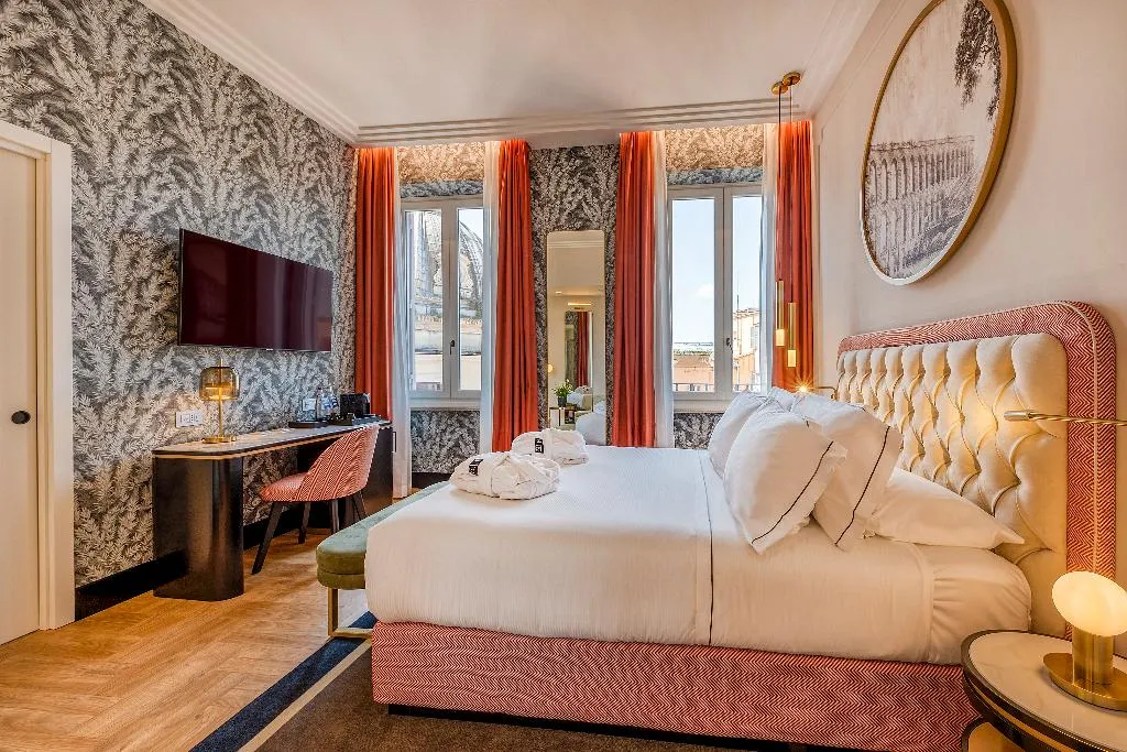 DOUBLE SUPERIOR Room, H10 Palazzo Galla, Rome
