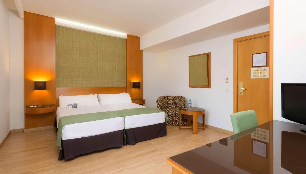 DOUBLE SUPERIOR Room, Hotel Elche Centro Affiliated by Melia, Costa Blanca