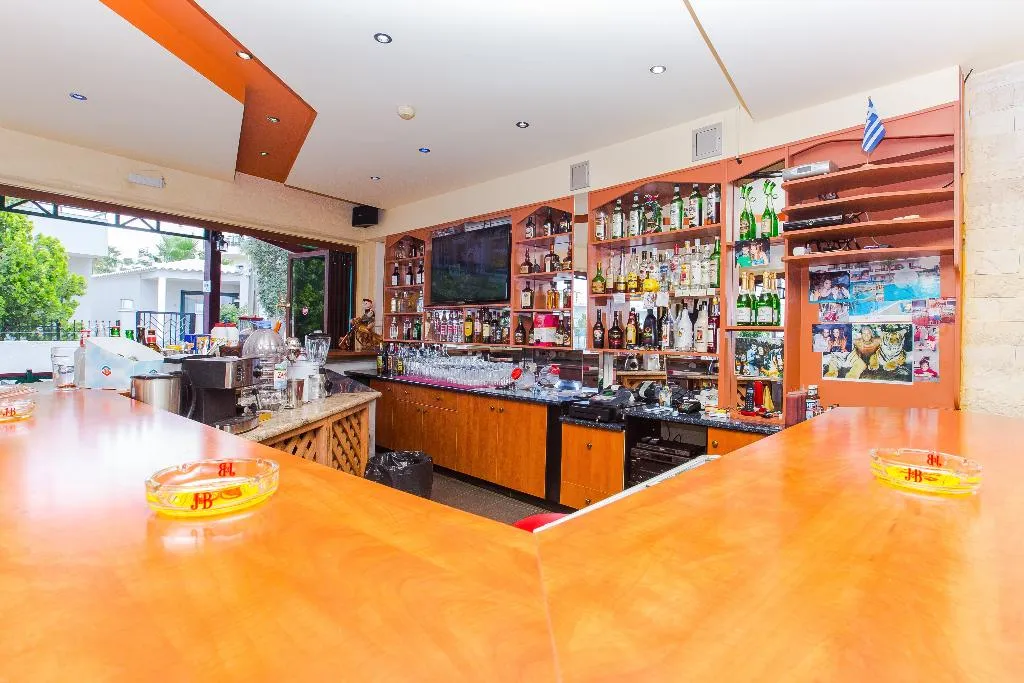 Bar, Litsa Studios, Crete