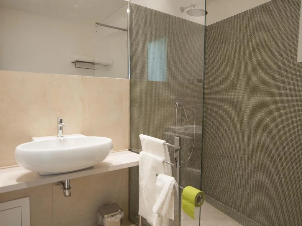 Room, Zeus Residence Hotel - ApartHotel, Catania