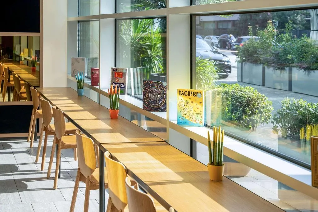 Restaurant, Innside Milano Torre Galfa, Milan