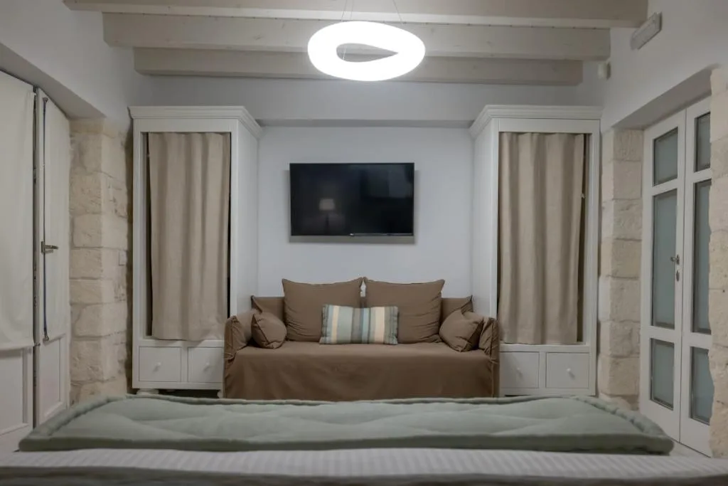 SUITE DELUXE Room, Rimondi Hotels Rethymnon, Crete