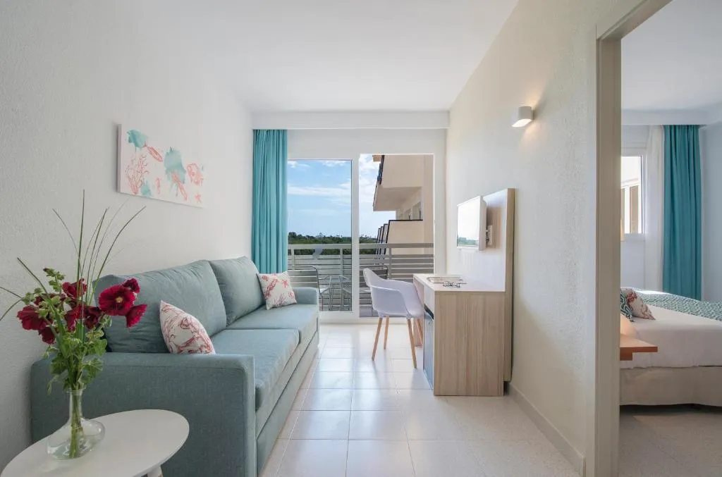 JUNIOR SUITE STANDARD Room, Smy Portocolom, Majorca