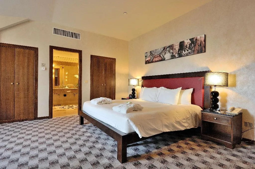Room, Hilton Milan, Milan