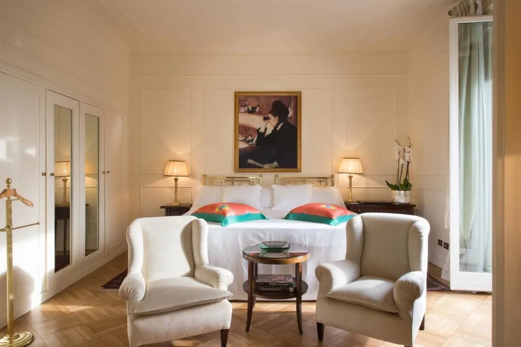 JUNIOR SUITE WITH TERRACE Room, Grand Hotel Plaza, Rome
