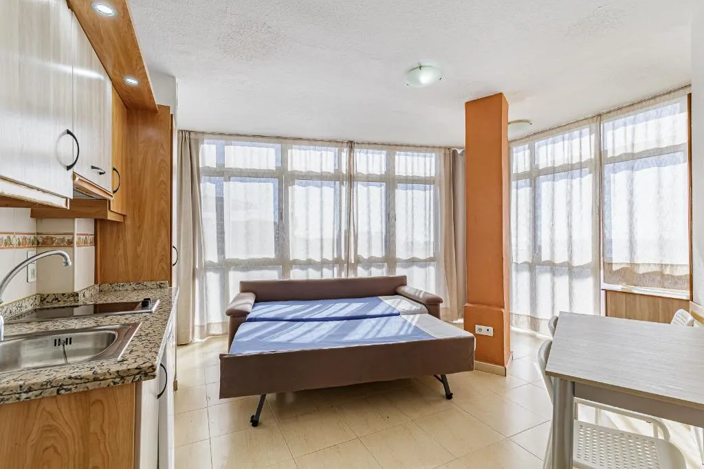 APARTMENT CAPACITY 4 ONE BEDROOM Room, Doramar, Costa Del Sol